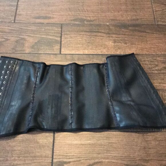 ANN CHERY BLACK TRAINER CORCET SIZE 32 - Picture 7 of 9